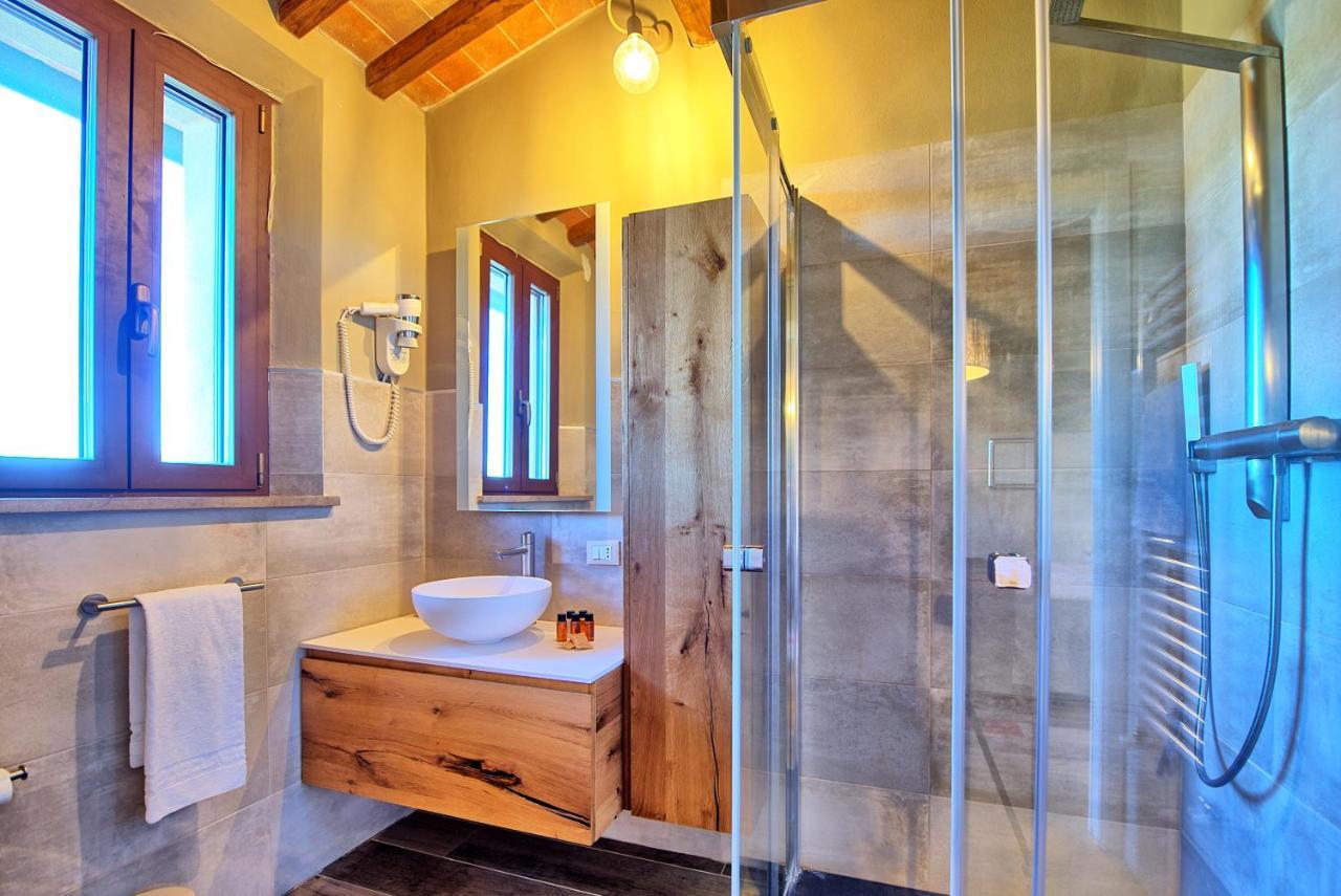 Villa Massimiliano By Posarellivillas Volterra Exterior foto