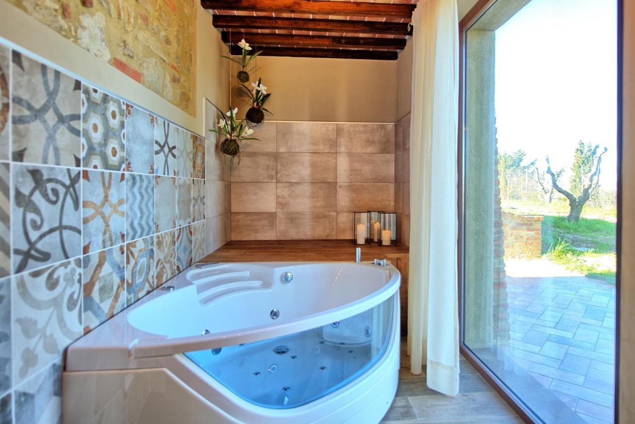 Villa Massimiliano By Posarellivillas Volterra Exterior foto