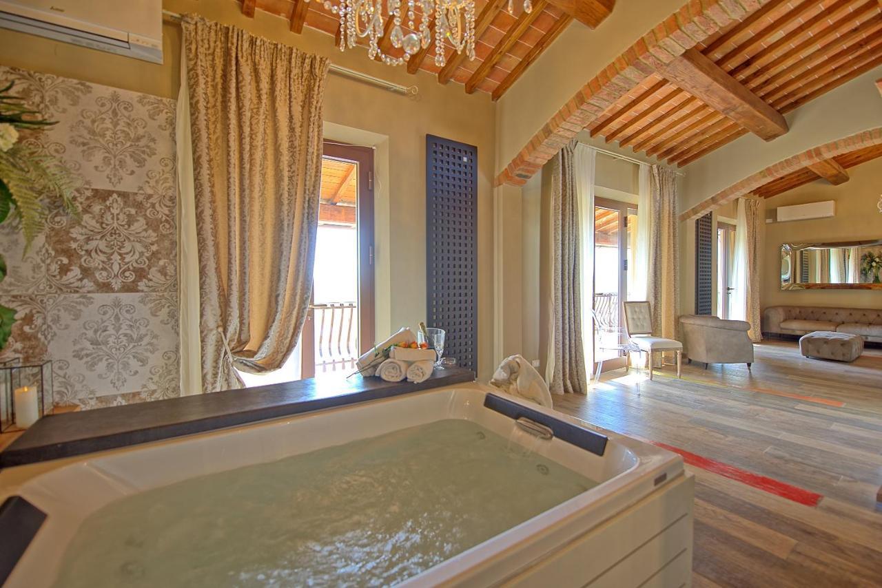 Villa Massimiliano By Posarellivillas Volterra Exterior foto